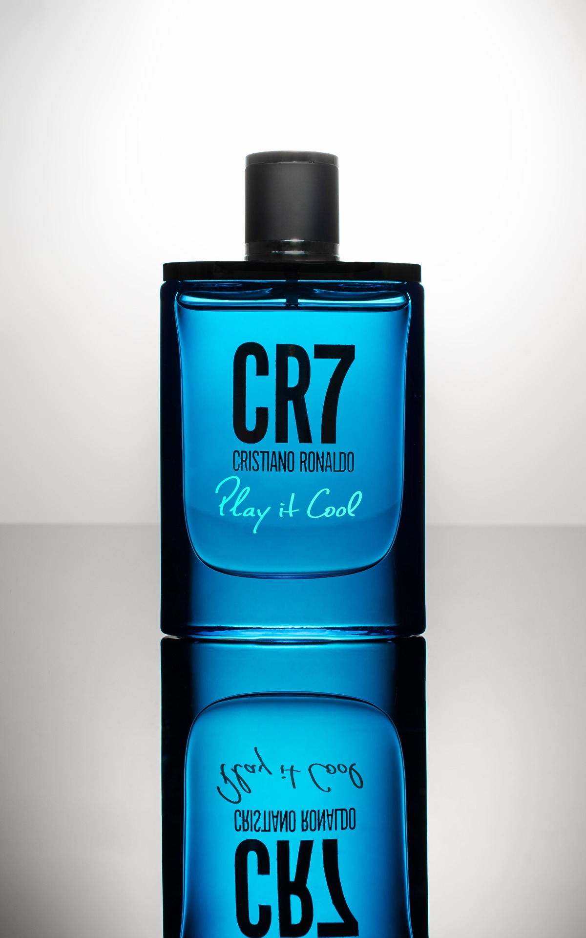 PRODUKTOVÁ FOTOGRAFIE - PRODUCT LIGHT BACKGROUND